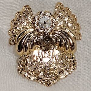 Angel Pin